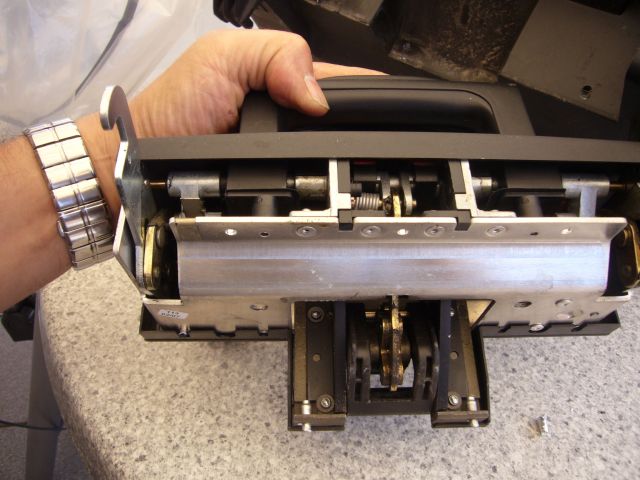 Datei:VerriegelungR1150R-7.jpg