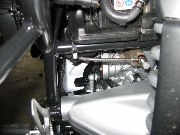 Datei:R1200r-anlasser-h4.jpg
